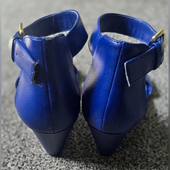 American Eagle Blue Wedge Pump Heel Ankle Strap Peep Toe Woman's Size 7.5 - Picture 11 of 15
